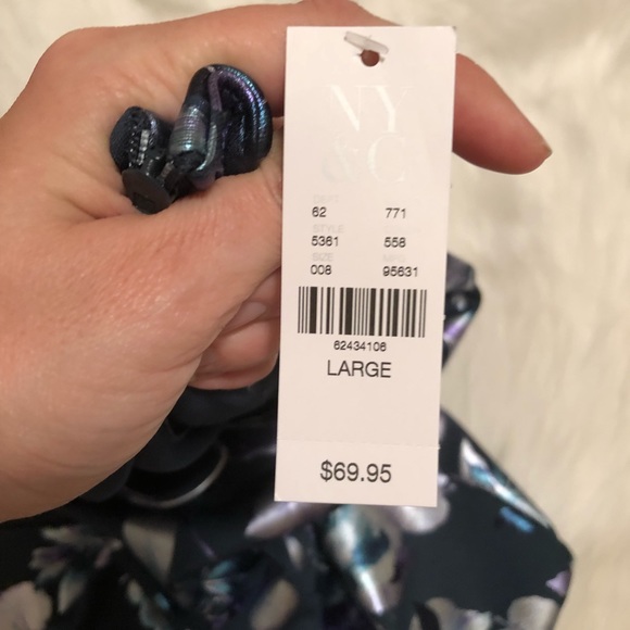 NWT New York & Company Metallic Floral Dress! - Picture 5 of 6